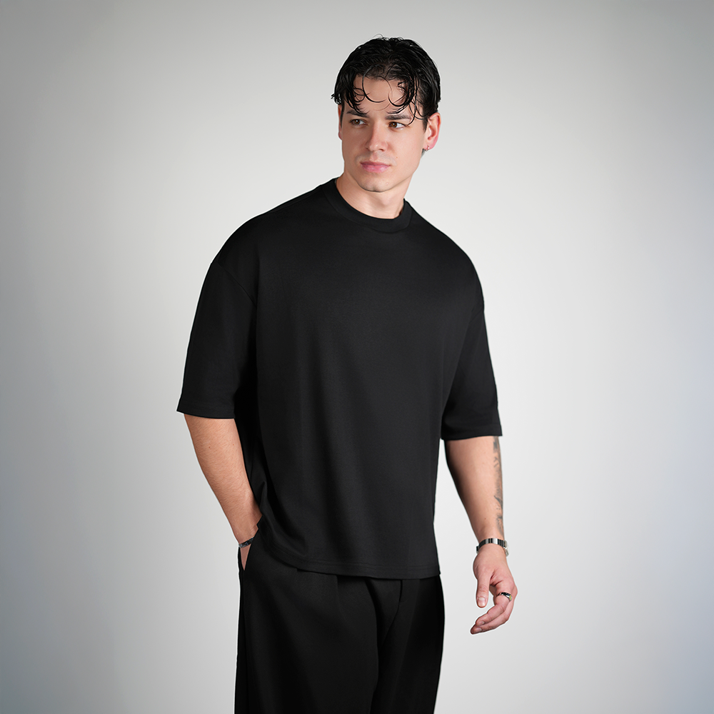 "Essential" T-Shirt - Black