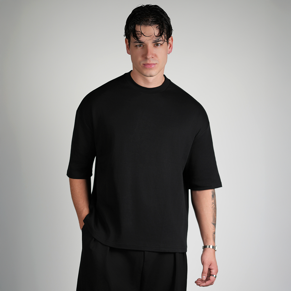 "Essential" T-Shirt - Black
