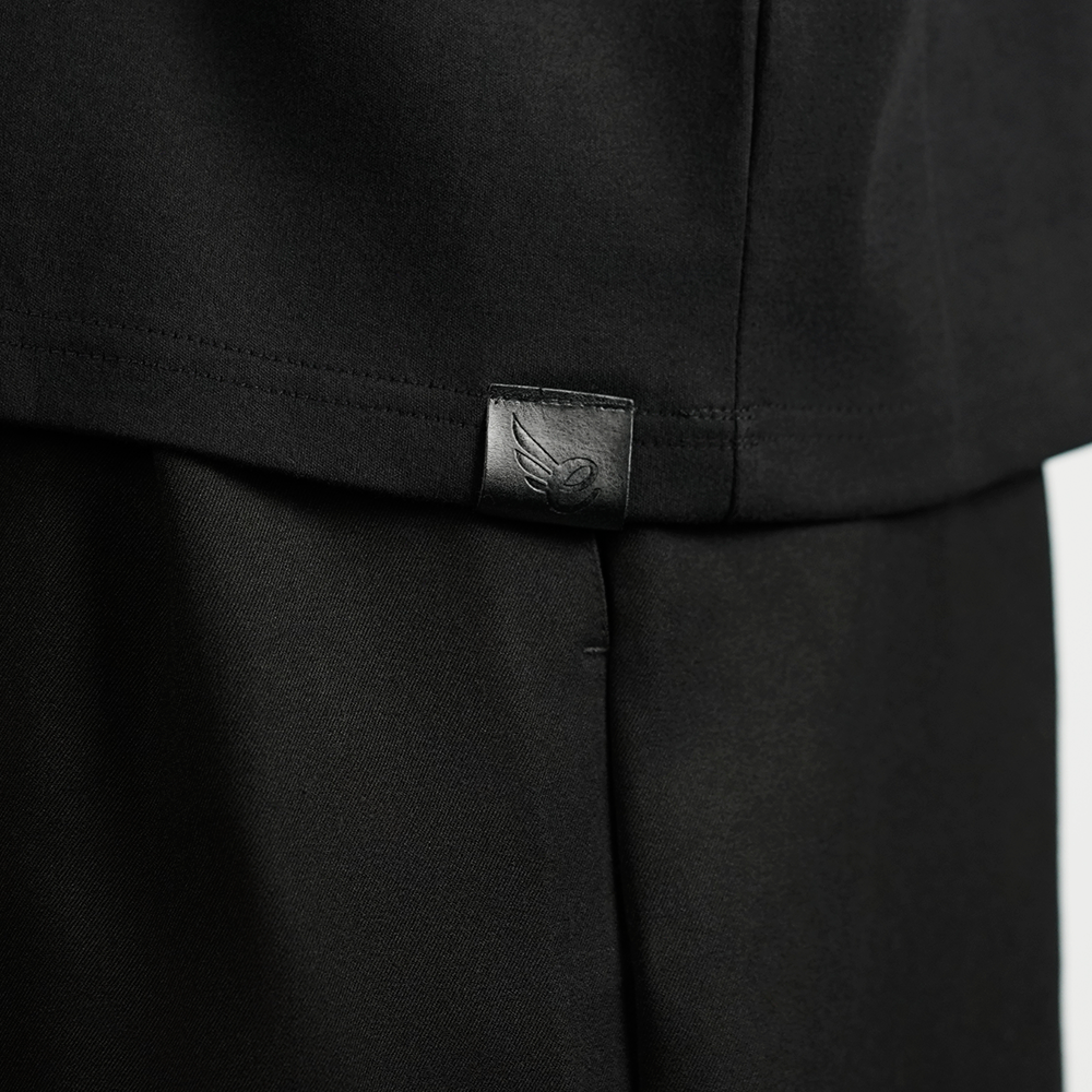 "Black Pearl" T-Shirt - Black